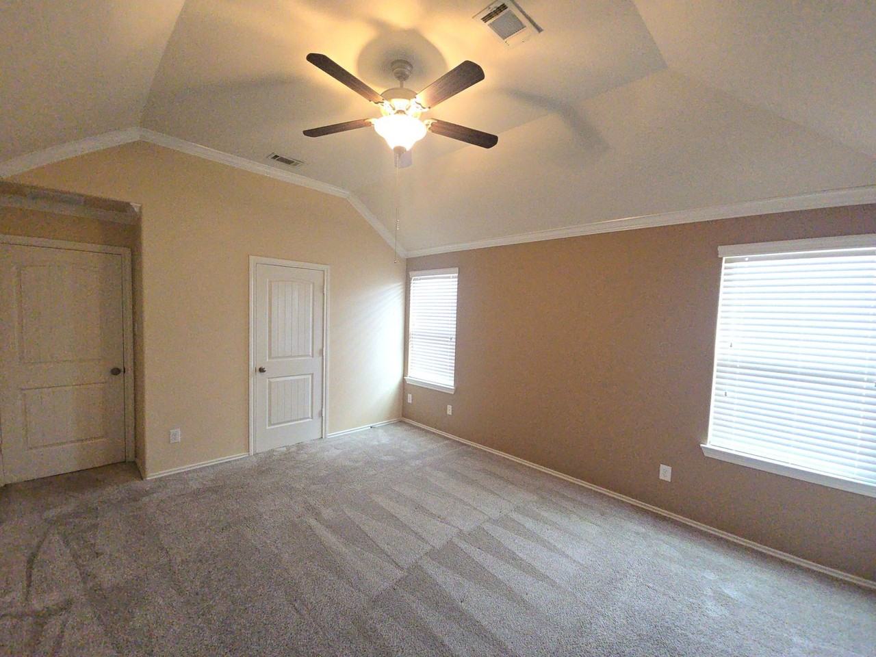 2923 Kainer Meadows Ln - Photo 5 of 30