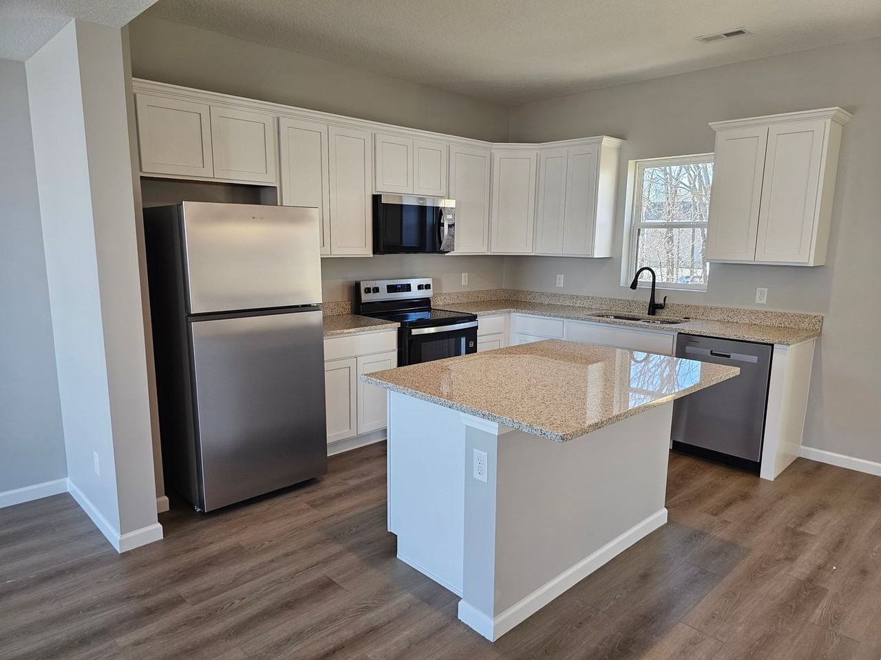 3983 Creek Hill Dr - Photo 6 of 24