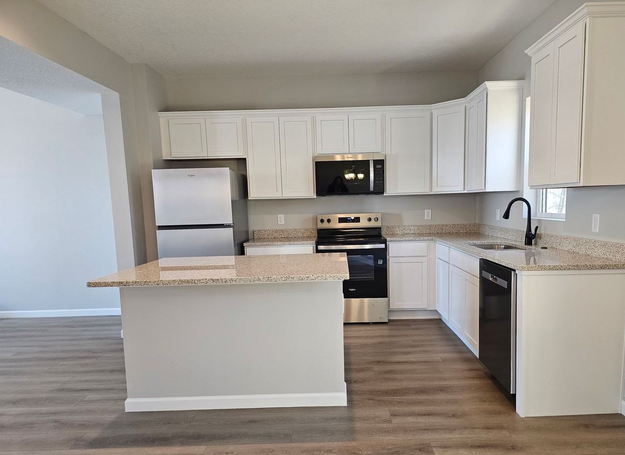 3983 Creek Hill Dr - Photo 7 of 24