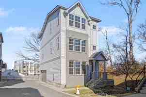 featured image of 122 Oceola Ave