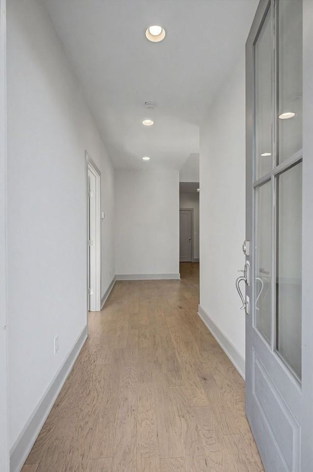 122 Oceola Ave - Photo 6 of 38