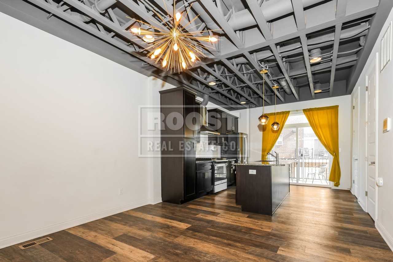 10 N Center St - Photo 5 of 15