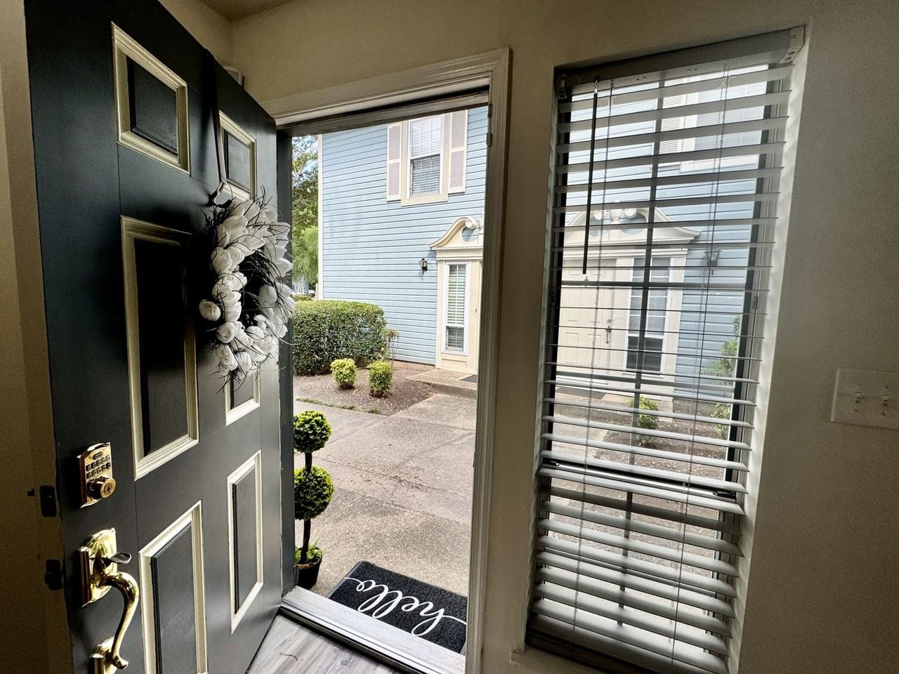 4530 Genoa Cir - Photo 7 of 40