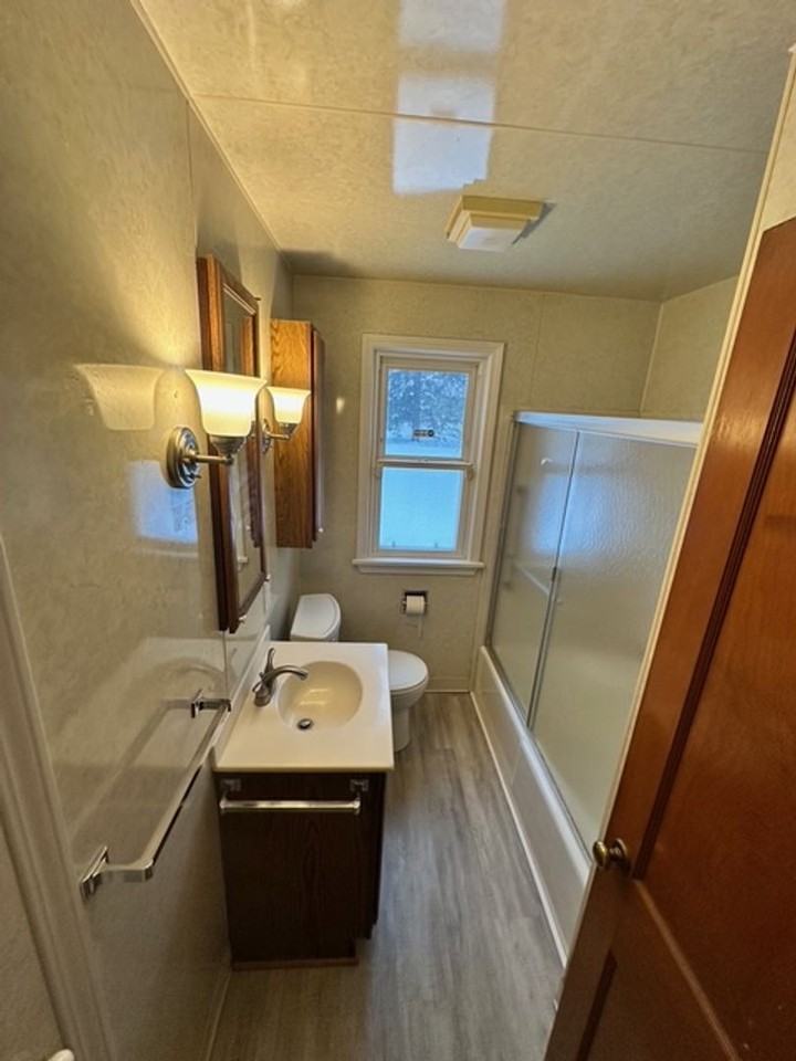 108 Glenbrook Rd - Photo 5 of 21