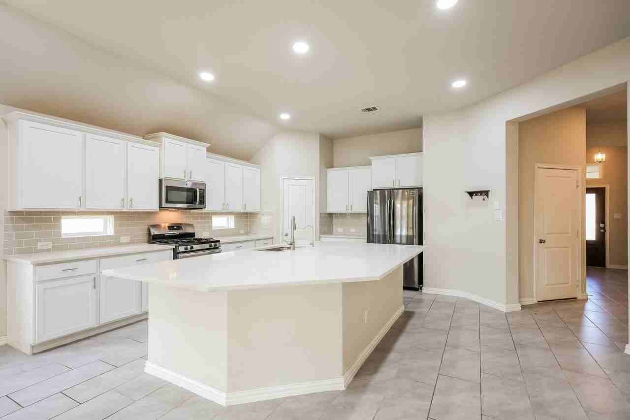 2211 Derussy Hls - Photo 6 of 16