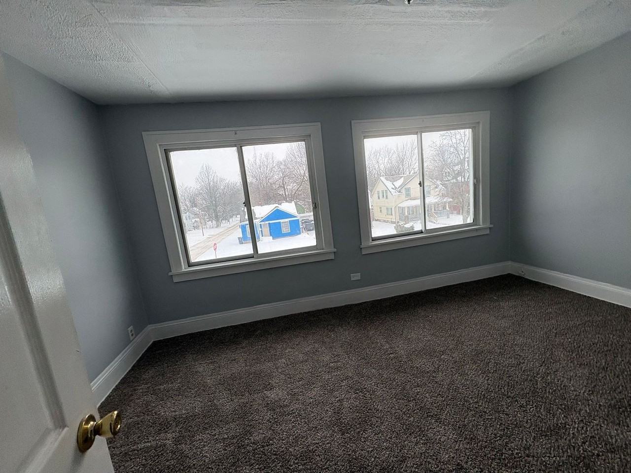 1007 Elbon Rd - Photo 4 of 7