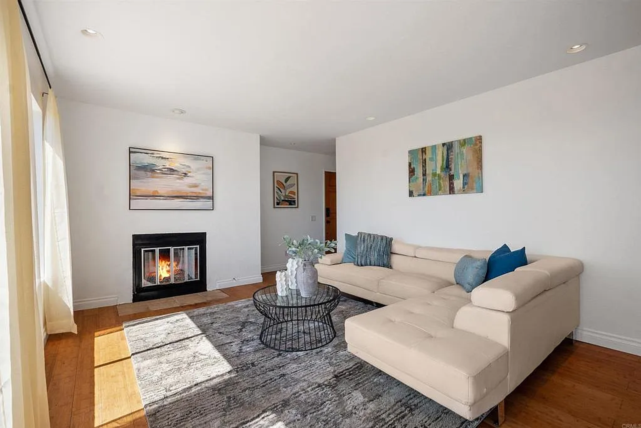 2849 E St #19 - Photo 6 of 17