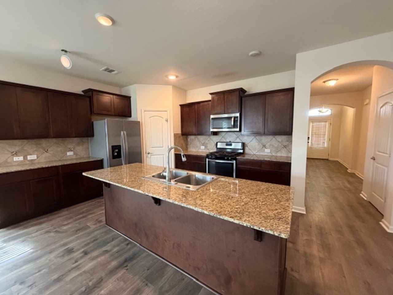 4619 Morgan Ln - Photo 7 of 12