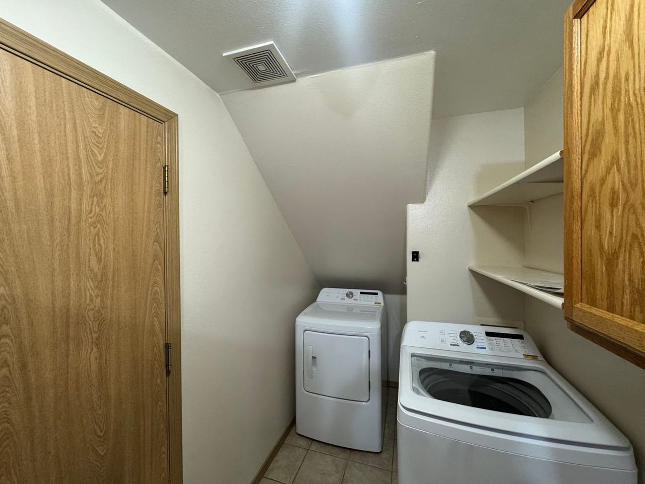 137 99th Street Ct E - Photo 7 of 18