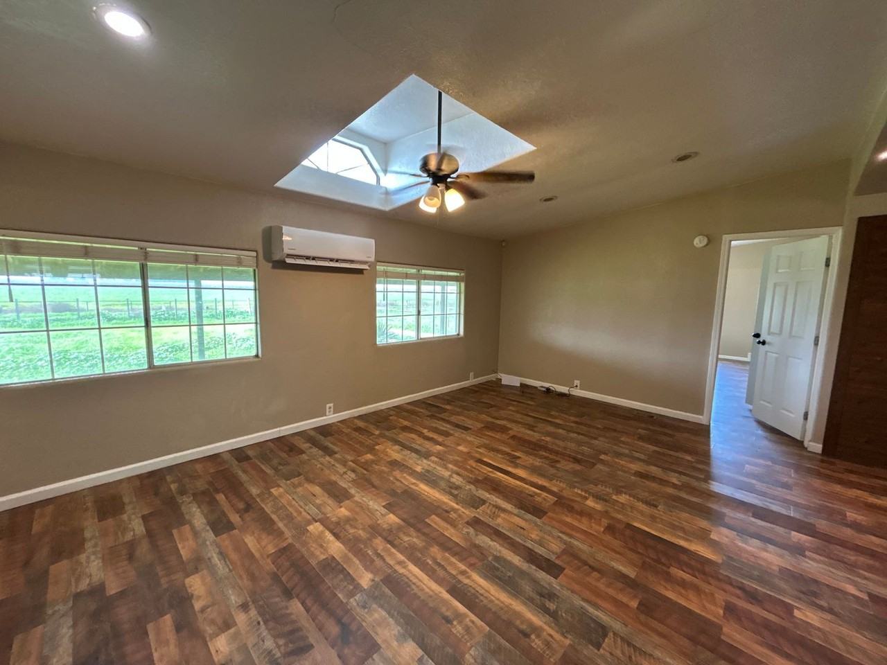 3132 Mccullagh Rd - Photo 2 of 20