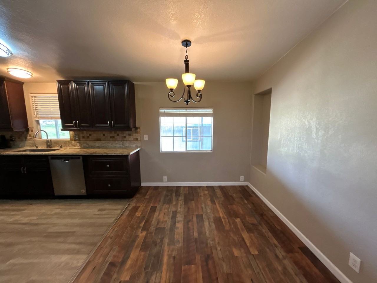 3132 Mccullagh Rd - Photo 4 of 20