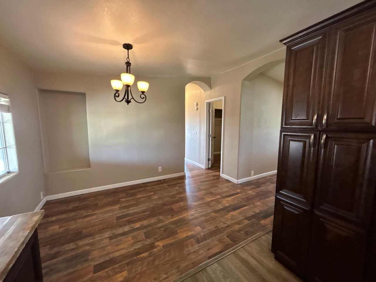 3132 Mccullagh Rd - Photo 5 of 20