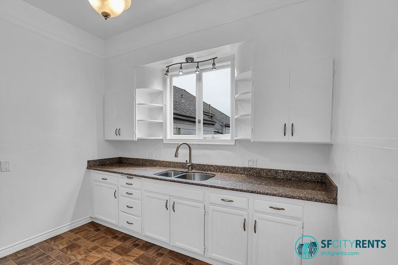 606 Balboa St #2 - Photo 5 of 18