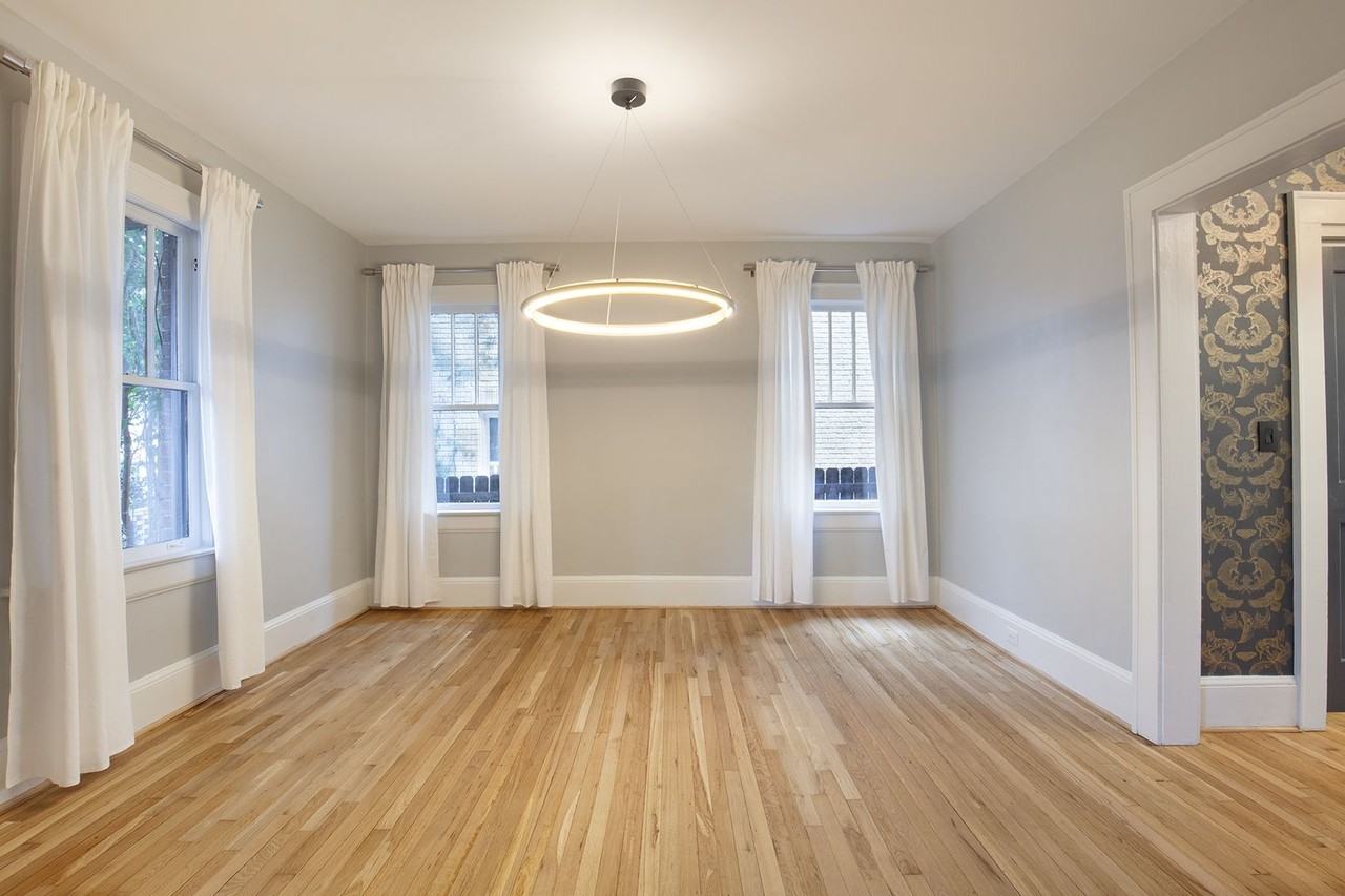 720 Argonne Ave Ne ##Ne - Photo 7 of 23