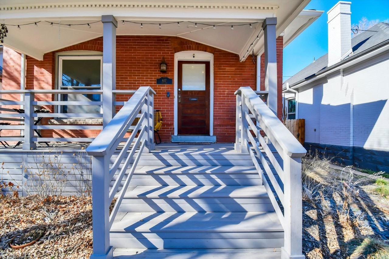 617 N Logan St - Photo 4 of 29