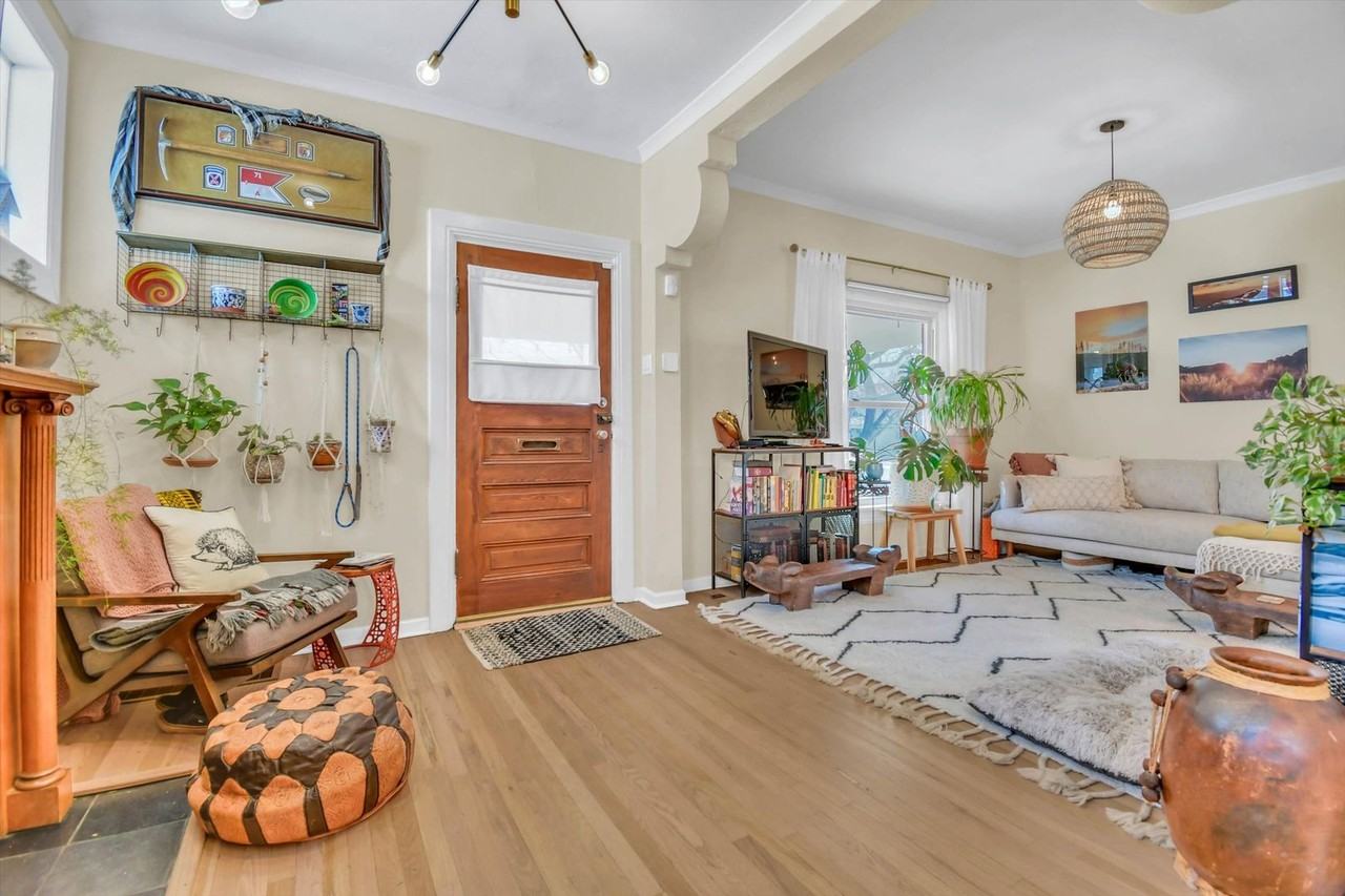 617 N Logan St - Photo 7 of 29