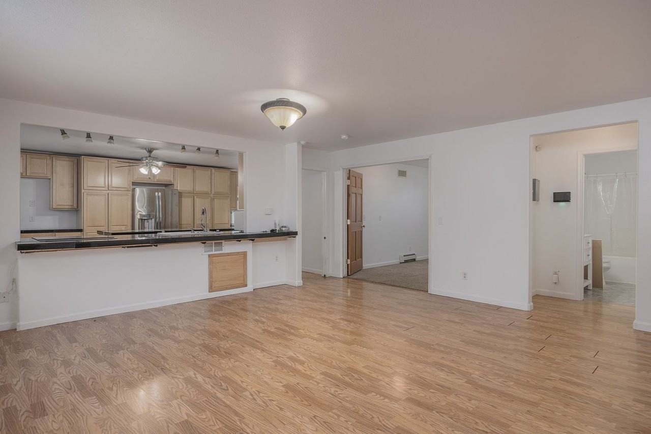 3660 Regius Ave - Photo 6 of 48