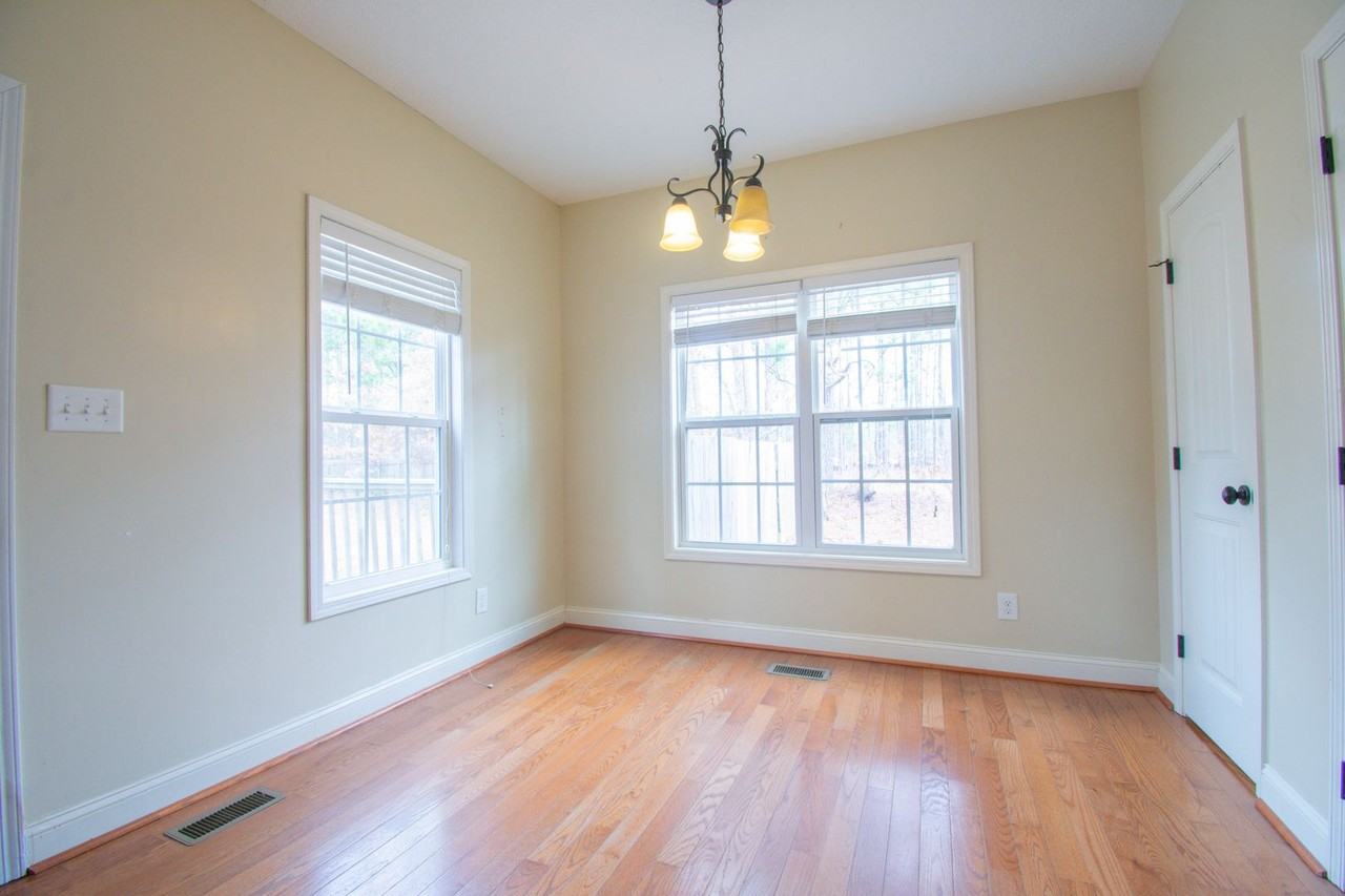 118 N Dakota Ct - Photo 7 of 29