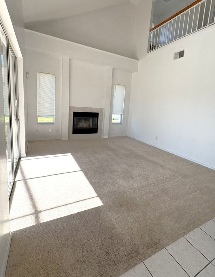 3940 Corveta Ct - Photo 5 of 25