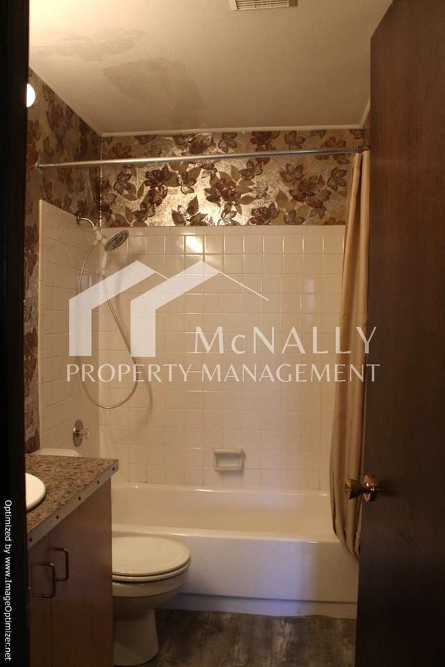 1610 N Defiance St - Photo 7 of 11