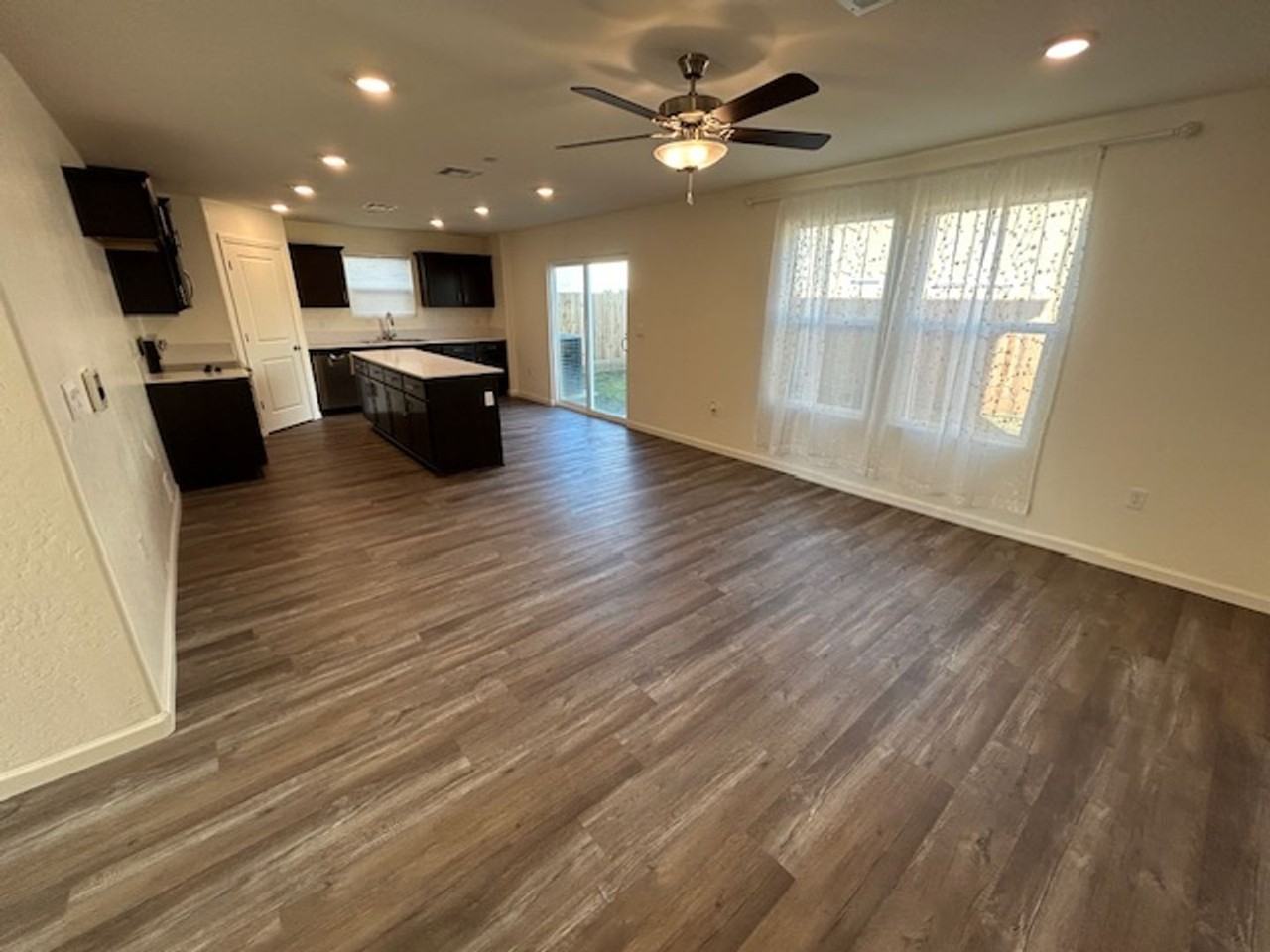 1902 Oak Meadow Ct - Photo 4 of 13