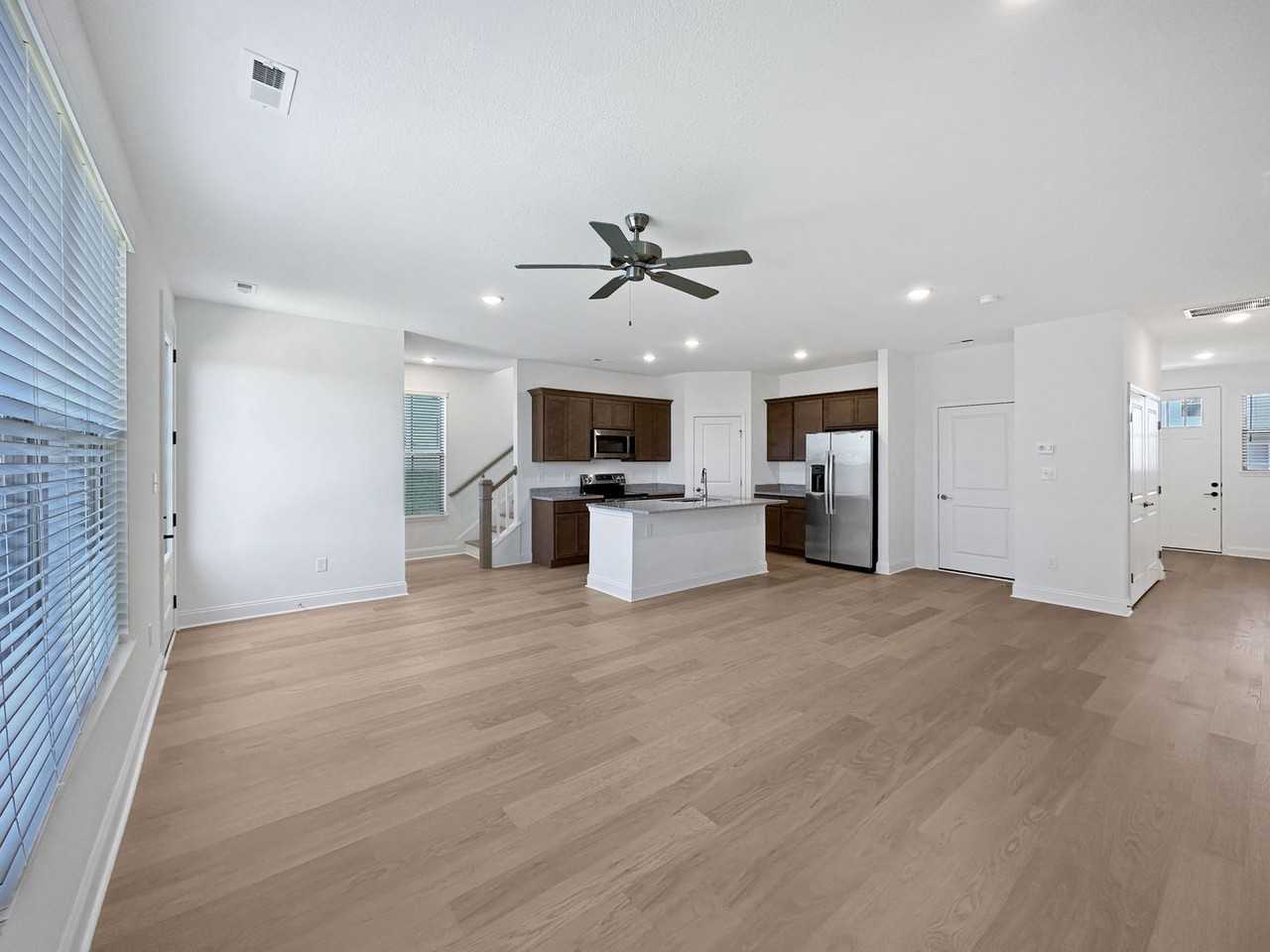 1724 Bennett Village Dr - Photo 7 of 32