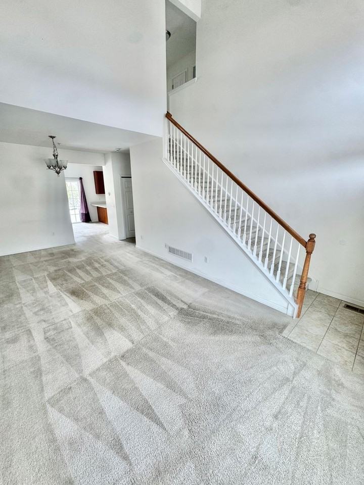 257 Milkweed Dr - Photo 2 of 25