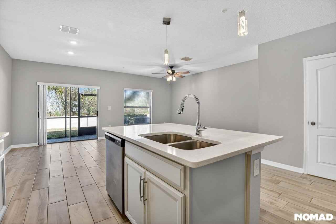 242 Evertree Loop - Photo 3 of 31