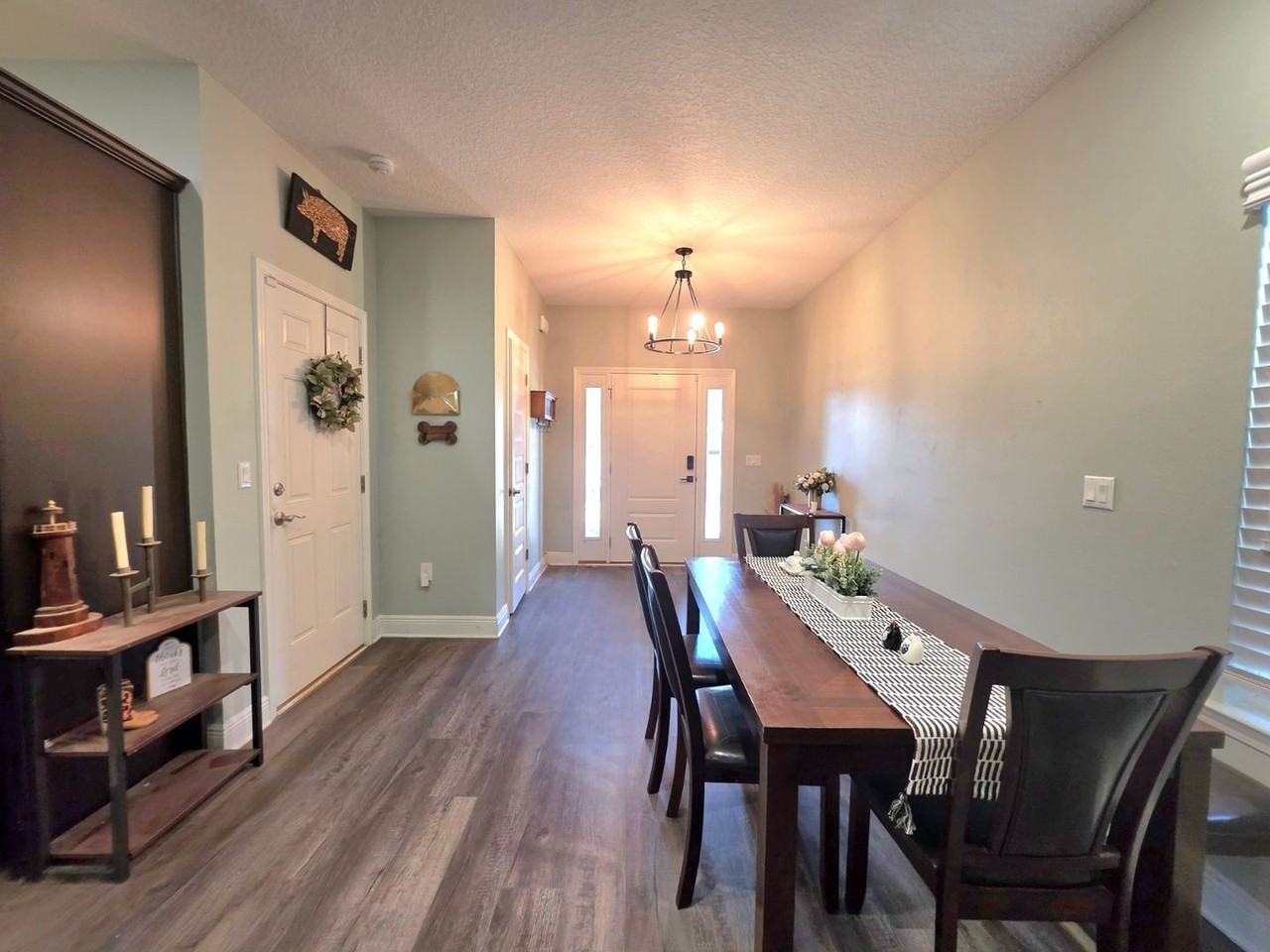 876 Smiley Cir - Photo 6 of 20