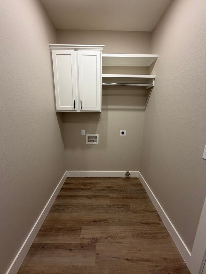 428 E Will Rogers Blvd - Photo 3 of 19