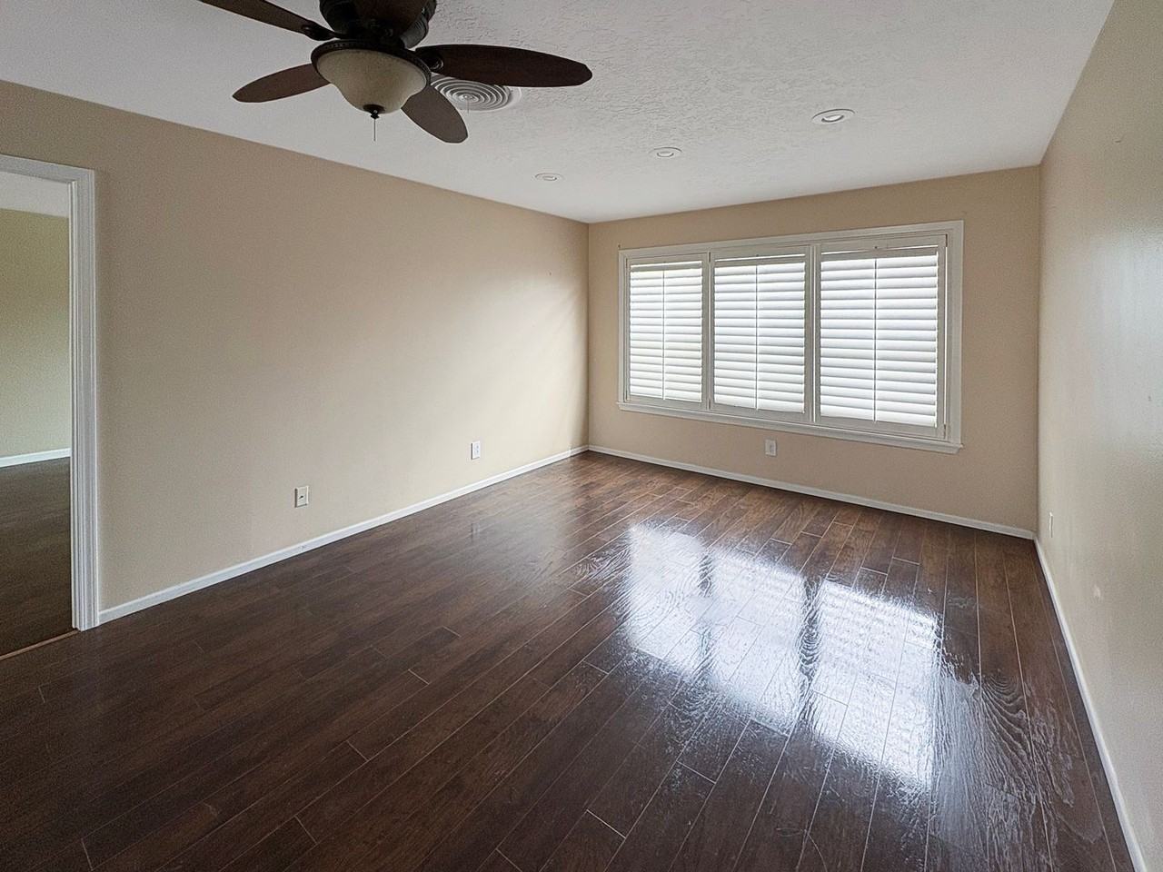 200 W Rojo Dr - Photo 4 of 13