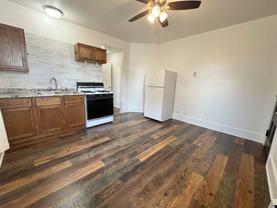 800 800 W 12th St-3 #3 - Photo 1 of 1