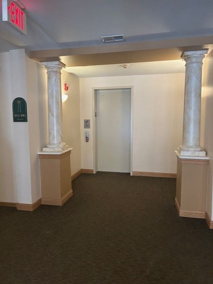 318 57th St - Photo 3 of 26