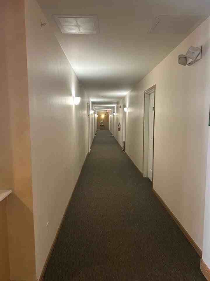 318 57th St - Photo 4 of 26