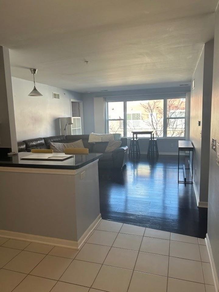 318 57th St - Photo 7 of 26