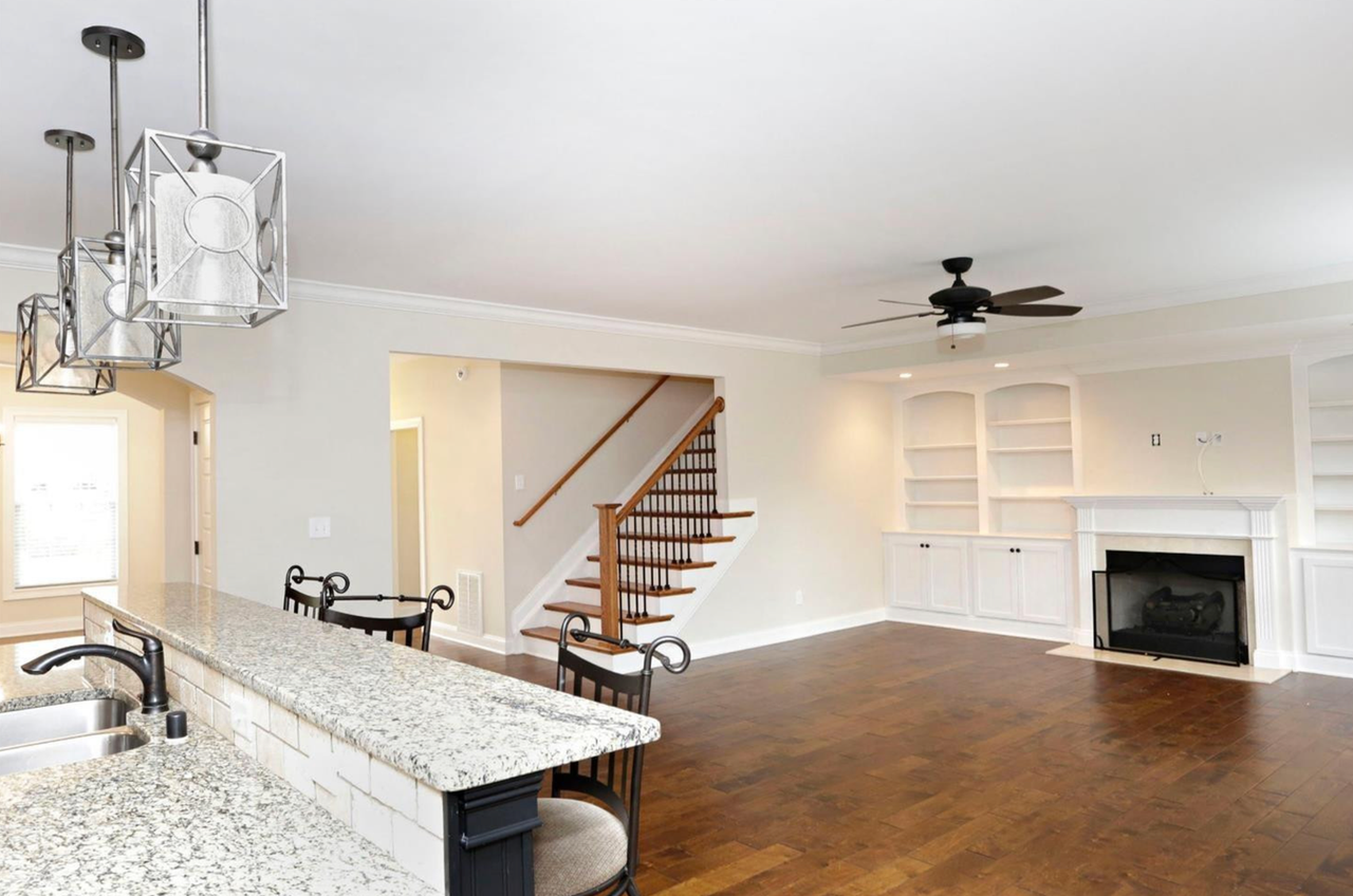 3242 Beacon St - Photo 6 of 20