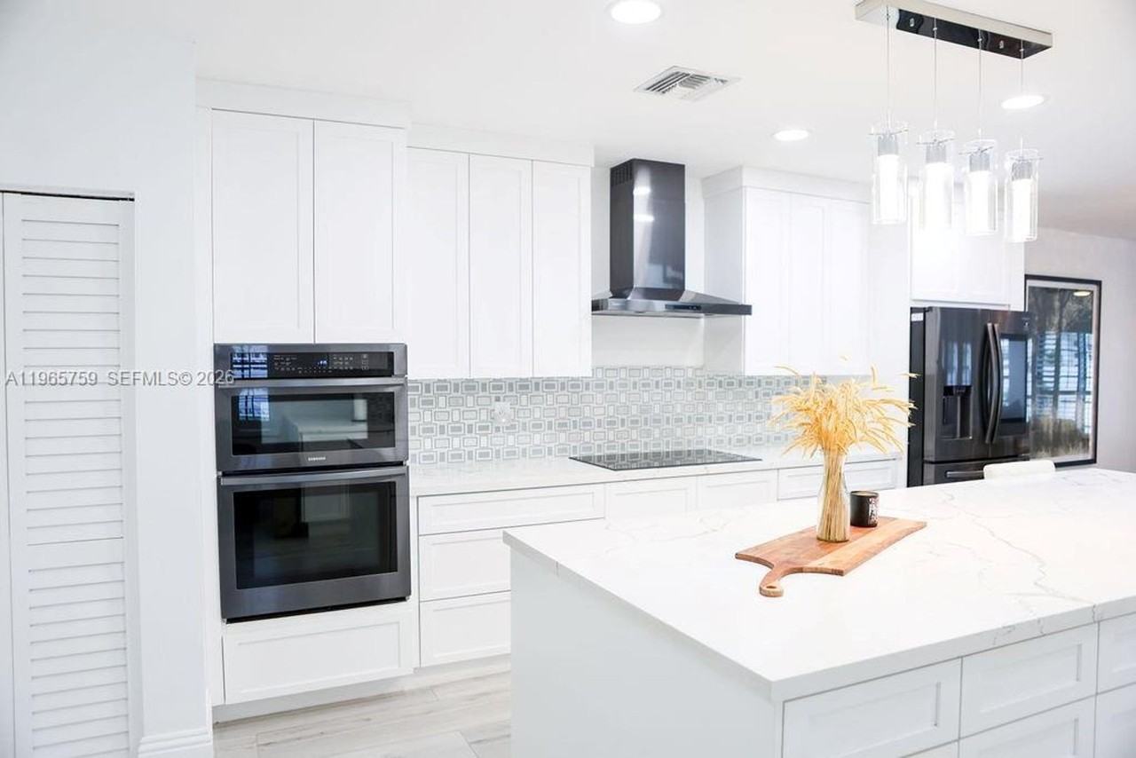 2948 Hidden Harbour Ct - Photo 2 of 24