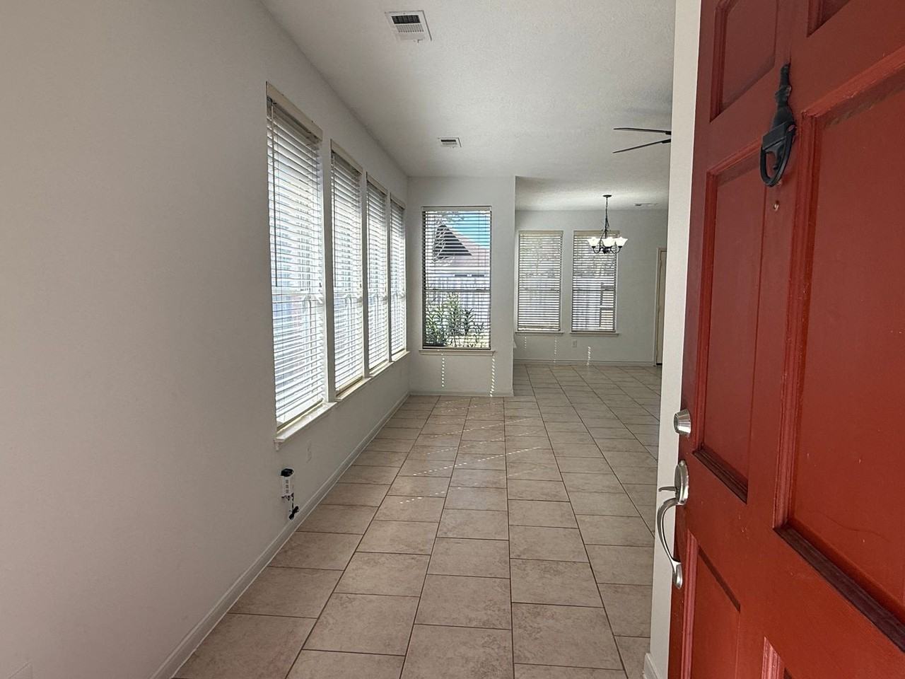 2830 Burgess Hill Ct - Photo 2 of 23