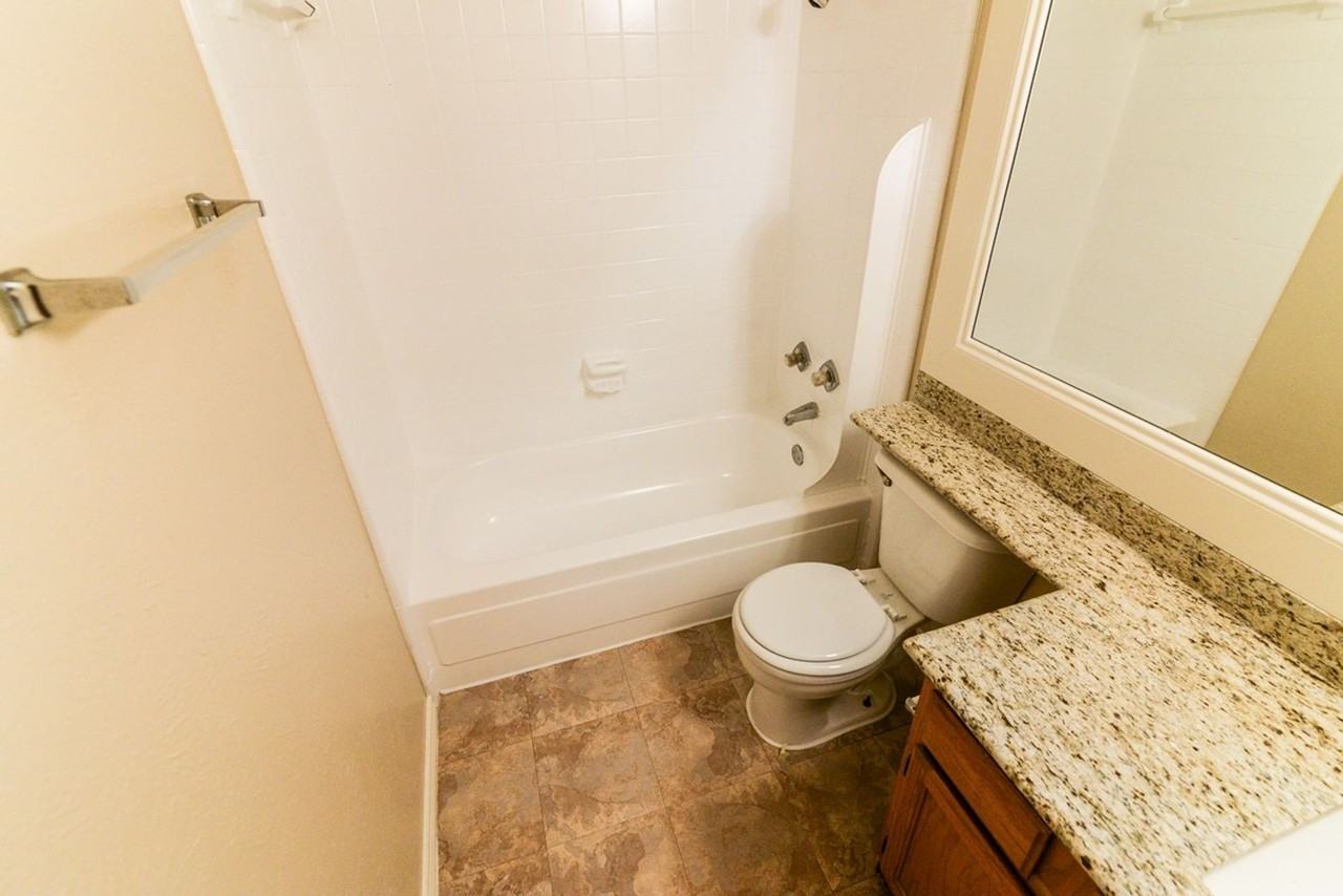 864 Brockden Dr - Photo 2 of 18