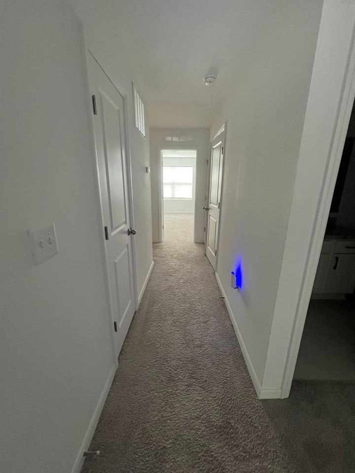 117 Mandovi St - Photo 4 of 18