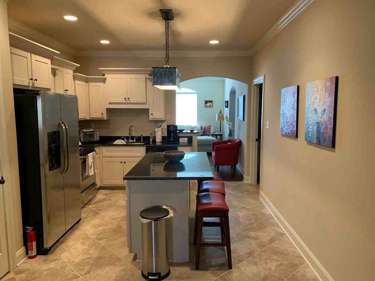 103 Farm View Dr #802 - Photo 3 of 8