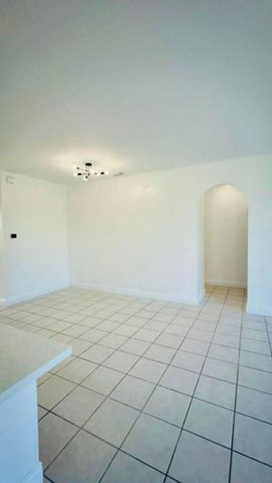 1196 Hatteras Cir - Photo 5 of 14