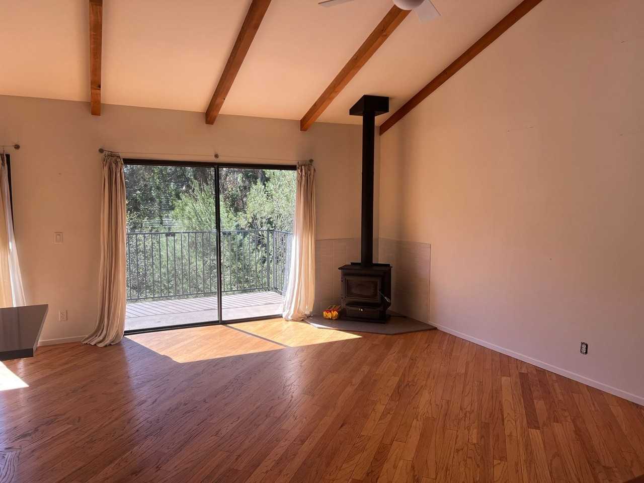 850 Highland Dr - Photo 2 of 12