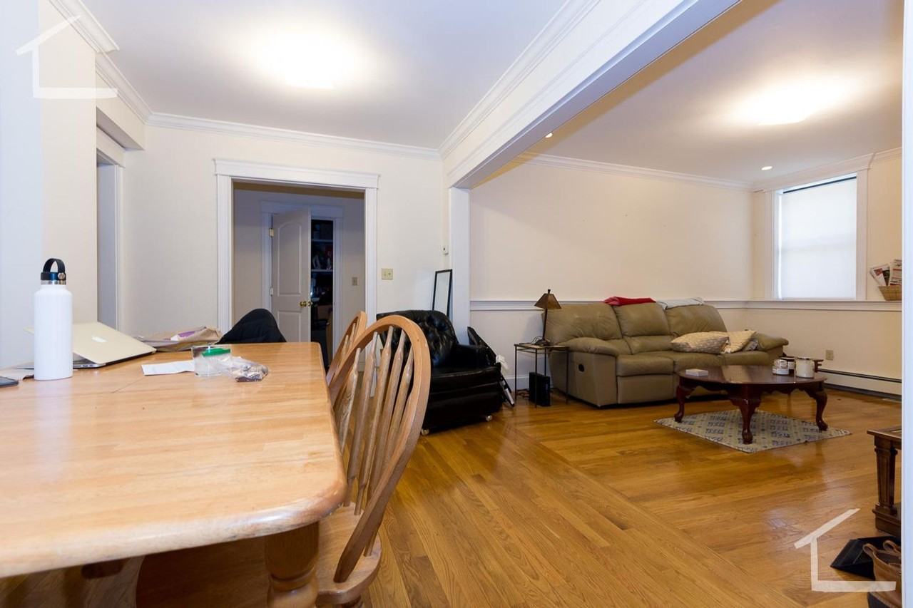 25 Glenville Ave