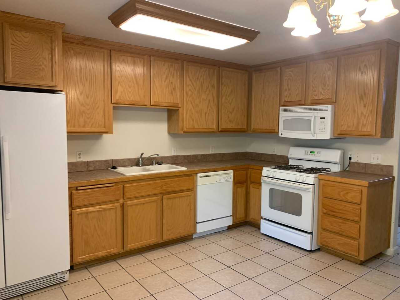 607 E Monte Vista Ave #AB - Photo 5 of 11