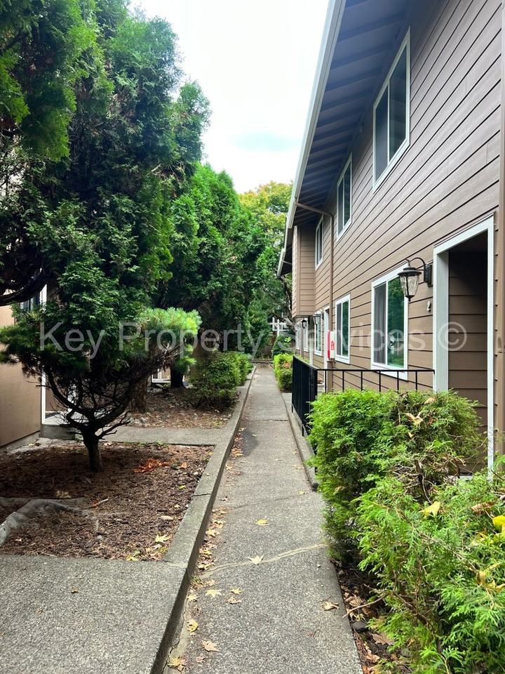 Riverview Apartments. (RVA) - Photo 2 of 39