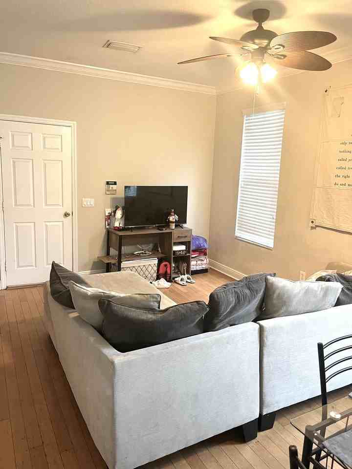 109 Key Haven Ct - Photo 3 of 17