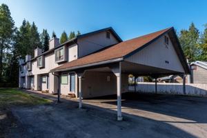 featured image of 3020 E 46th Ave