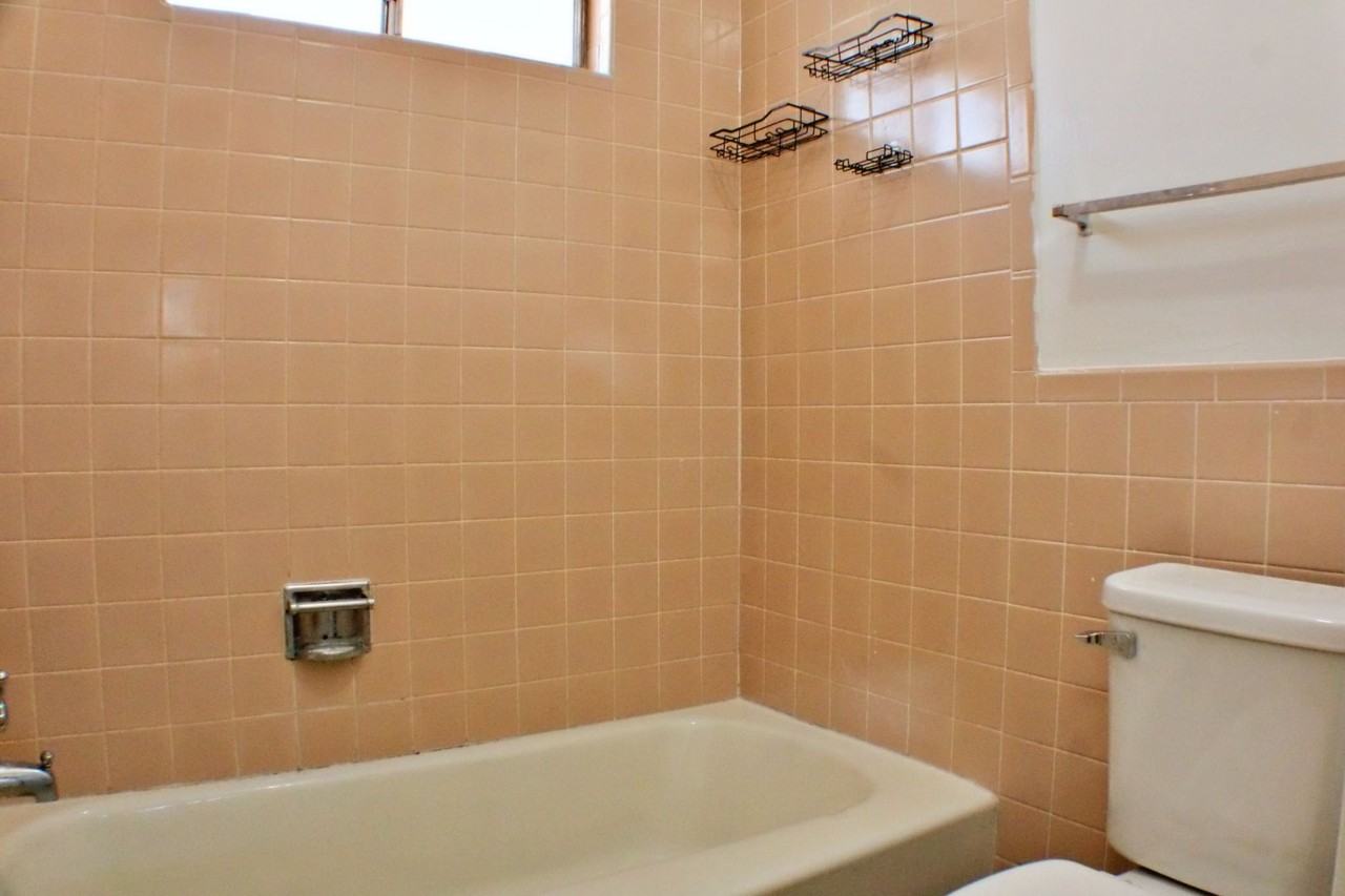 10125 Mercedes St - Photo 7 of 32