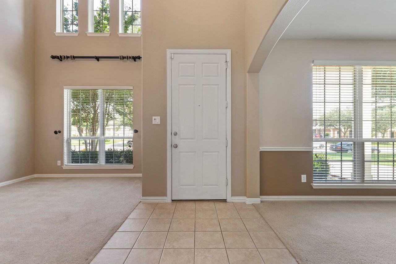 2931 N Camino Lagos - Photo 3 of 34